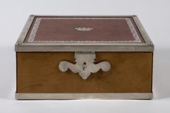 1950s Jewellery boxe in leather with a crown - 2611931