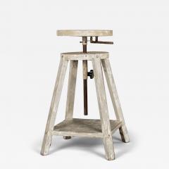 1950s Light Gray Painted French Sculptors Stand - 4192151