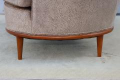 1950s Modern Italian Curved Loveseat In Velvet - 4414499