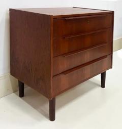 1950s Vintage Danish Modern Teak Cabinet with Lock and 4 Drawers - 3522028