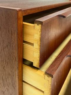 1950s Vintage Danish Modern Teak Cabinet with Lock and 4 Drawers - 3522126