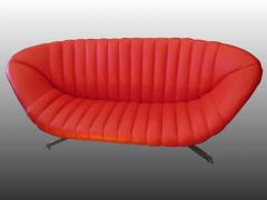 1950s canape in red leather with a base in chrome - 918374