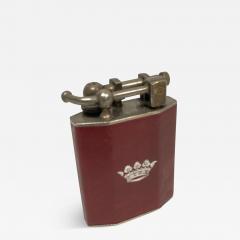 1950s vintage table lighter in leather with a crown emblem - 3648866