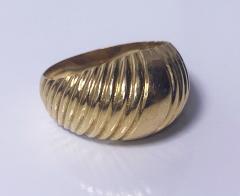 1960 s 18K dome ribbed Ring - 3262290