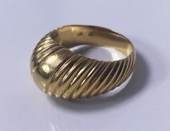 1960 s 18K dome ribbed Ring - 3262292