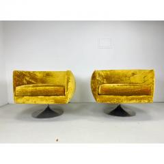 1960 s Swivel Lounge Chairs a Pair - 3029209