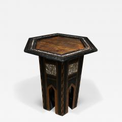 1960s Lovely Moroccan Side Table Hexagon Marquetry with Detailed Abalone Inlay - 3047523