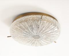 1960s Textured Murano Glass and Aged Brass Flush mount Sconce by Kaiser - 4708581