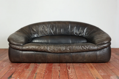 1970S ITALIAN LEATHER SOFA - 3650604