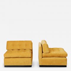 1970s Italian Pair of Ochre velvet lounge chairs - 3917357