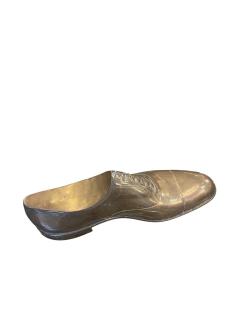 1970s bronze shoe sculpture or paper weight - 4581543