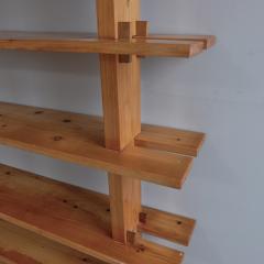 1970s pitch pine pegged bookshelf France - 4115577