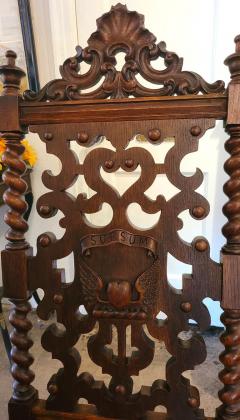 19C English Rococo Revival Ecclesiastical Oak Hall Chair - 4210564