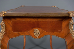 19TH CENTURY FRENCH LOUIS XV STYLE MARQUETRY LADYS TABLE DESK - 3537380