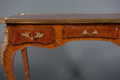 19TH CENTURY FRENCH LOUIS XV STYLE MARQUETRY LADYS TABLE DESK - 3537435