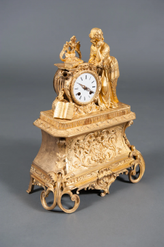 19TH CENTURY FRENCH ORMOLU FIGURAL MANTLE CLOCK SMILING LADY WITH BOOKS - 3566304