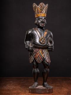 19th C Oakwood Counter top Cigar store Indian statue Netherlands  - 2481422