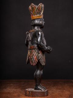 19th C Oakwood Counter top Cigar store Indian statue Netherlands  - 2481424