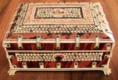 19th Century Anglo Indian Vizagapatam Shell and Colored Bone Trinket Box - 1707597