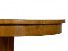 19th Century Austrian Biedermeier Walnut Antique Round Center Table - 1179673
