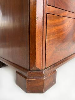 19th Century Biedermeier Style Mahogany Chest of Drawers Matched Flame Grain - 4549264