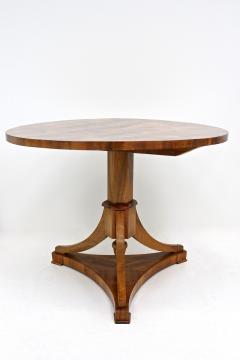 19th Century Biedermeier Walnut Center Dining Table Polished AT ca 1830 - 4106298