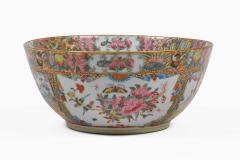 19th Century Chinese Export Rose Medallion Punch Bowl - 4645862