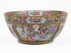 19th Century Chinese Export Rose Medallion Punch Bowl - 4689349