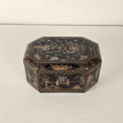 19th Century Chinese Lacquered Gilt Box - 4570843