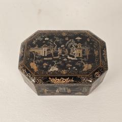 19th Century Chinese Lacquered Gilt Box - 4570844