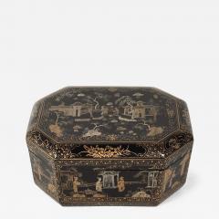 19th Century Chinese Lacquered Gilt Box - 4574591