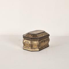 19th Century Chinese Lacquered Gilt Tea Caddy - 4563119