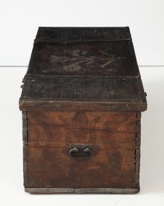 19th Century Dutch Traveling Trunk - 4618478
