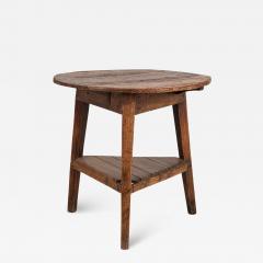 19th Century English Fruitwood Cricket Pub Table - 3758690