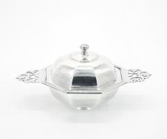 19th Century English Silver Plate Two Handled Covered Eculle Dish - 3170970