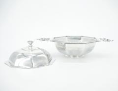 19th Century English Silver Plate Two Handled Covered Eculle Dish - 3170971