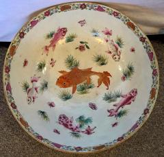 19th Century Famille Rose Chinese Export Punch Koi Decorated - 1240681