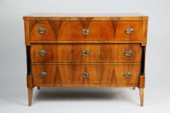 19th Century Fine Biedermeier Walnut Chest of Drawers Vienna c 1825 - 3862985