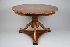 19th Century Fine Biedermeier Walnut Table Vienna c 1825  - 3860876