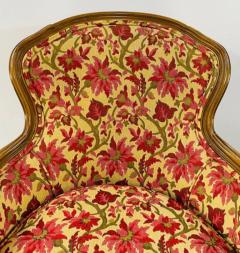 19th Century French Louis XV Bergere Arm Chair in a Fine Floral Upholstery - 2865802