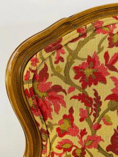 19th Century French Louis XV Bergere Arm Chair in a Fine Floral Upholstery - 2865898