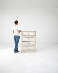 19th Century French White Patinated Chest of Drawers - 3471136