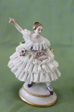19th Century Italian Antique Porcelain Sculpture by Capodimonte - 3153529