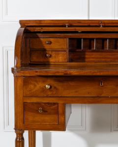 19th Century Italian Charles X Walnut Cylinder Desk - 4397040