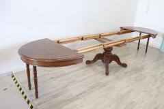 19th Century Italian Louis Philippe Solid Walnut Oval Extendable Dining Table - 3728073
