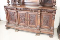 19th Century Italian Renaissance Style Carved Walnut Large Sideboard - 3354309