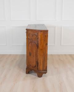 19th Century Italian Tuscan Walnut Sideboard - 4615099