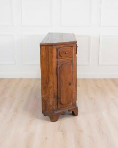 19th Century Italian Tuscan Walnut Sideboard - 4615135