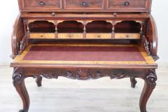 19th Century Italian Walnut Desk with Roll Top - 4220705