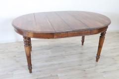 19th Century Italian Walnut Oval Antique Dining Room Table - 2562828